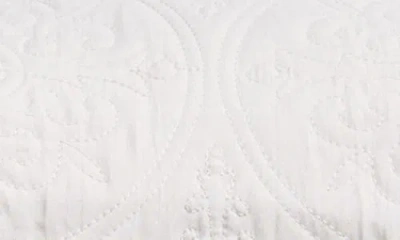 Artisan 34 Medallion Embroidered Comforter & Pillow Sham Set