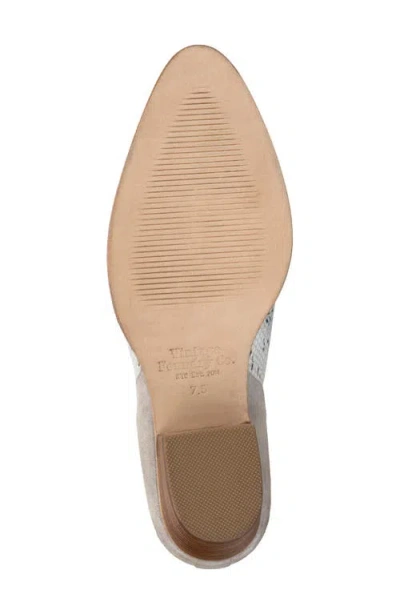 Vintage Foundry Kara Block Heel Bootie In Gray