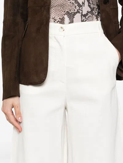 Pinko Tailored White Bermuda Shorts In White