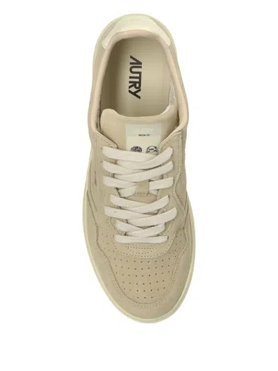 Autry Sneaker Medalist Aulw Uh02