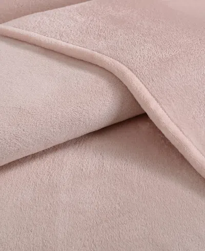 Calvin Klein Core Plush Solid Plush Blanket In Pink