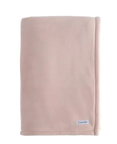 Calvin Klein Core Plush Solid Plush Blanket In Pink