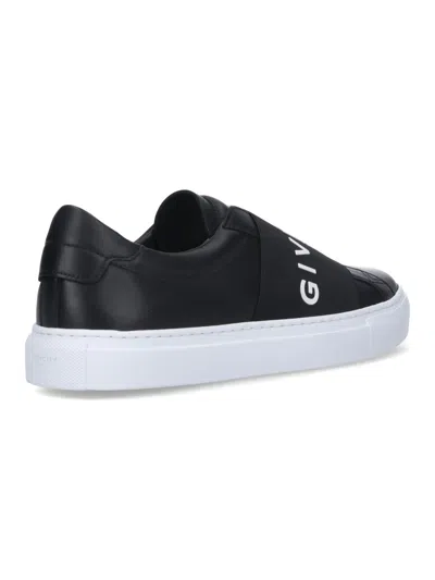Givenchy Leather Sneakers In Black