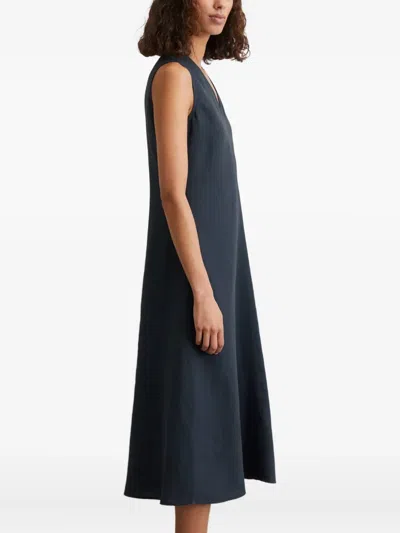 Marc O'polo V-neck Sleeveless Dress In Blue