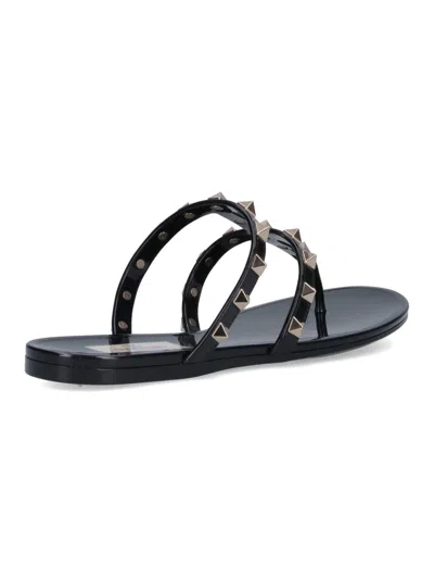 Valentino Garavani Summer Rockstud Thong Sandals In Black