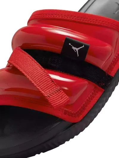 SUPER PLAY PATENT RED 拖鞋