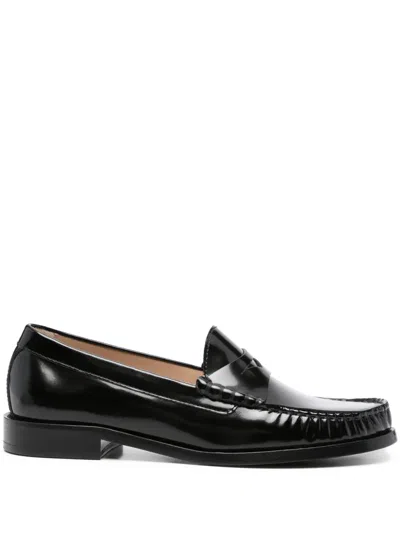 Stuart Weitzman Round Head Loafer Shoes In Black