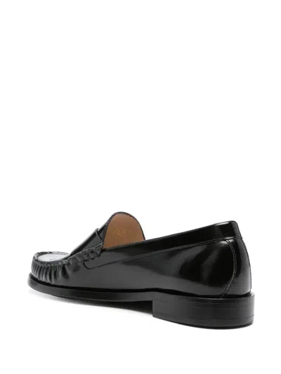 Stuart Weitzman Round Head Loafer Shoes In Black