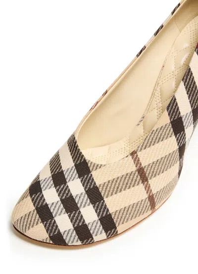 Burberry Archivio Check Baby Pumps In Alabaster Ip Check