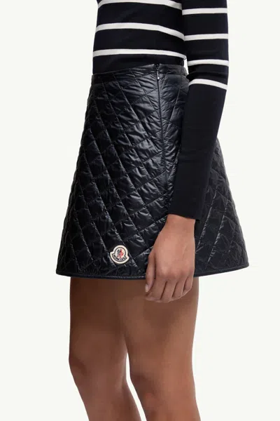 Moncler Minigonna In Nylon Blu Notte Donna In Black