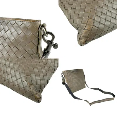 Pre-owned Bottega Veneta Khaki Leather Shoulder Bag ()