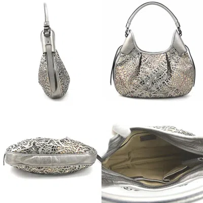 Pre-owned Burberry Beige Metallic Gray Leather Canvas Shoulder Bag ()