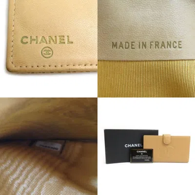 Pre-owned Chanel Beige Grained Calfskin Leather Wallet (bi-fold) () In Sand
