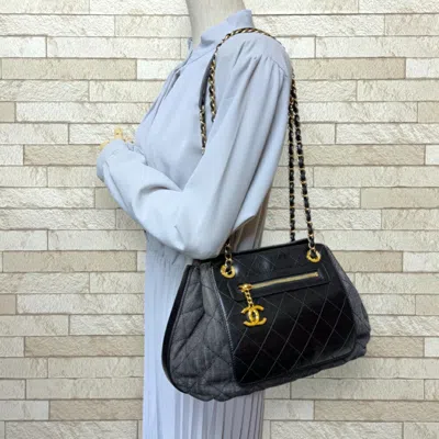 Pre-owned Chanel Black Gray Denim Leather Shoulder Bag ()