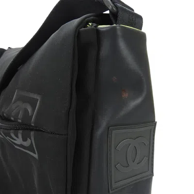 Pre-owned Chanel Black Yellow Nylon Rubber Shoulder Bag ()