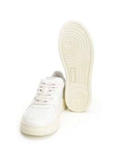 Autry Medialist Low Leather Sneakers In White