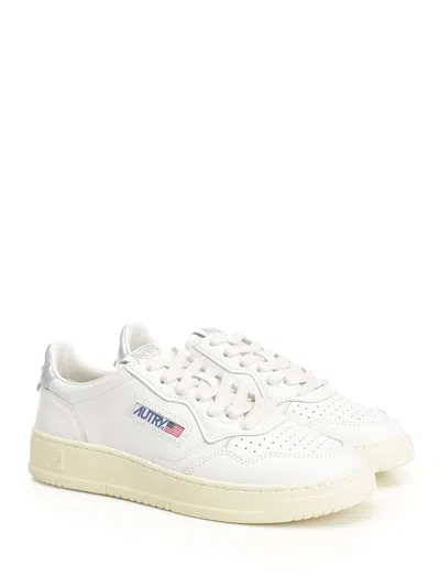 Autry Medalist Low Sneakers Silver In Multi