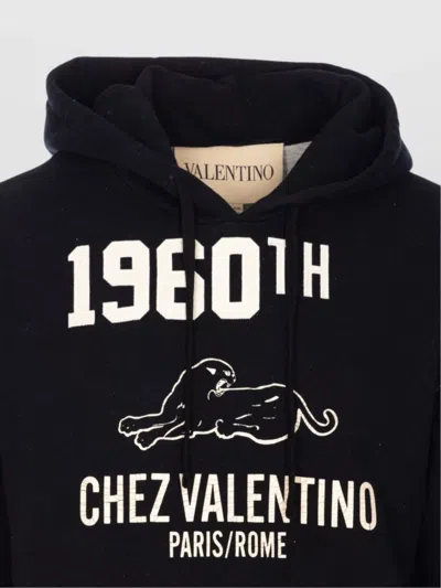 Valentino Garavani Hoodie With Logo Print In Black