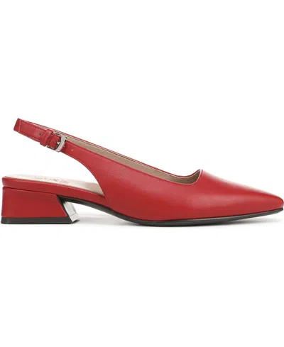 Naturalizer Banks In Red