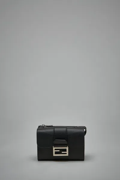 Fendi Double Baguette Grained Leather Messenger Bag In Black