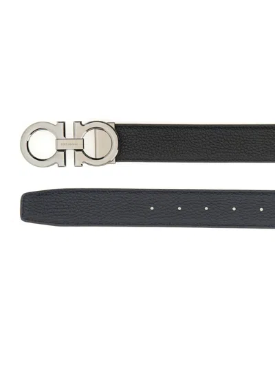 Ferragamo Reversible Textured Calfskin Belt In Black