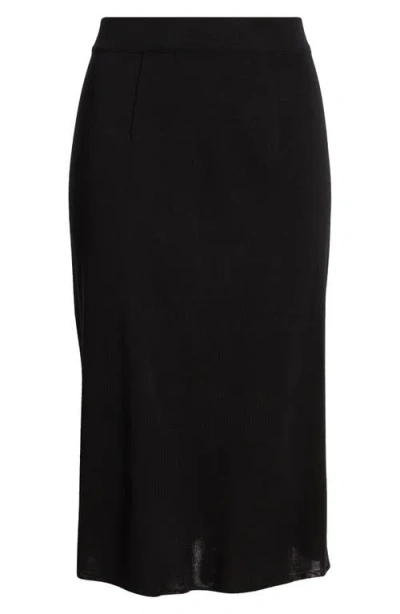Misook Plus Size Straight Pull-on Skirt In Black