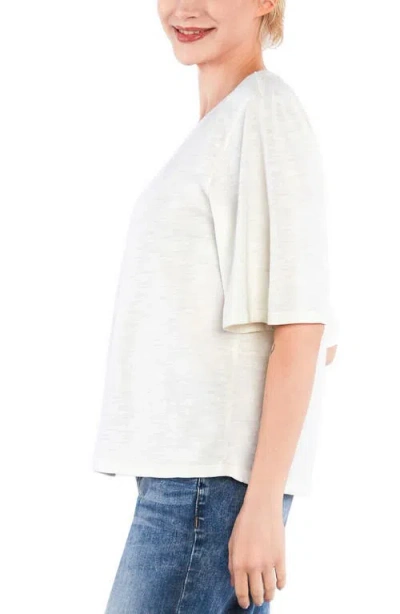 Hint Of Blu Hig Hug Crewneck T-shirt In White