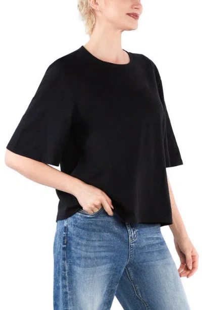 Hint Of Blu Hig Hug Crewneck T-shirt In Black