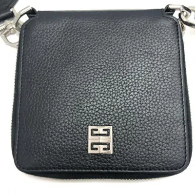 Pre-owned Givenchy Shoulder Bag ()