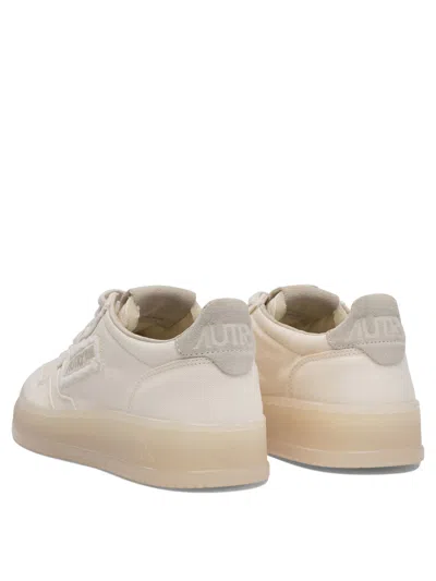 Autry Sneakers & Slip-on Beige In Gold