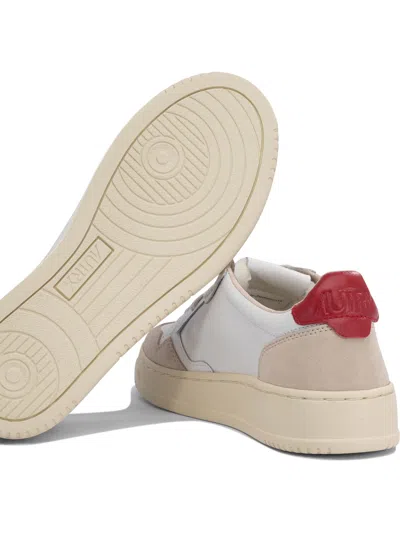 Autry 'medalist' White Low Top Sneakers With Logo Patch On Tongue And Side In White