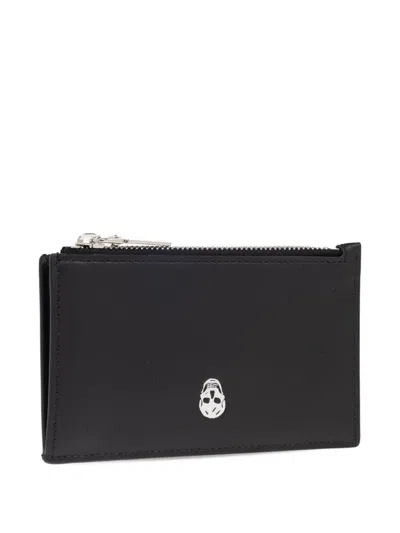 Alexander Mcqueen Skull Print Leather Zip Cardholder In Black