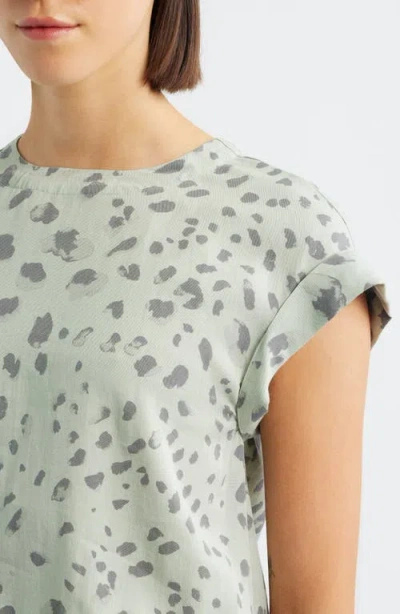 Cloth & Stone Button Back Short Sleeve Top In Green