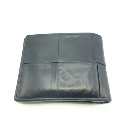 Pre-owned Bottega Veneta Gray Middle Wallet (bi-fold) ()