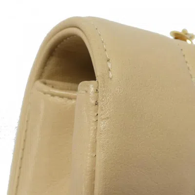 Pre-owned Chanel Beige Leather Shoulder Bag ()