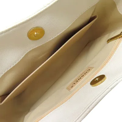 Pre-owned Chanel White Leather Shoulder Bag ()