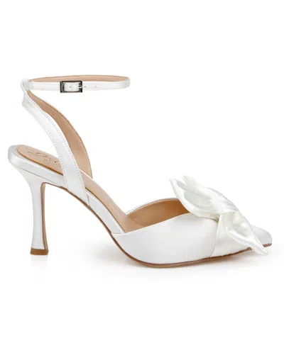 Jewel Badgley Mischka Women's Francine Evening Pumps