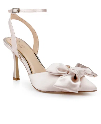 Jewel Badgley Mischka Women's Francine Evening Pumps