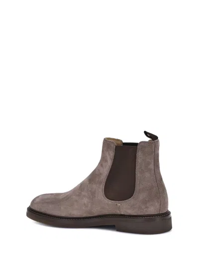 Brunello Cucinelli Men Suede Chelsea Boots In Brown