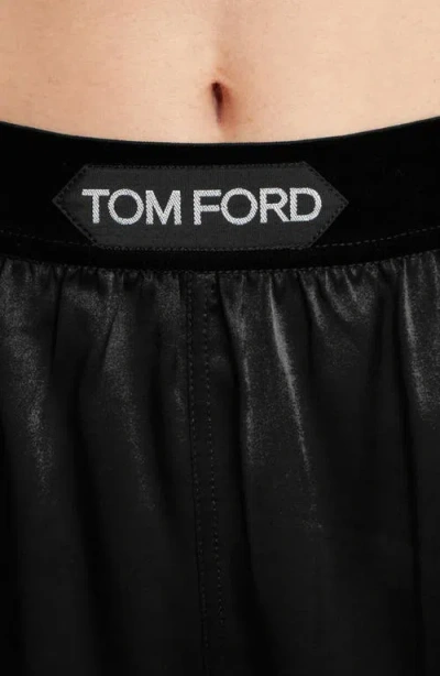 Tom Ford Hendrix Floral Stretch Silk Satin Pajama Shorts In Off White Black