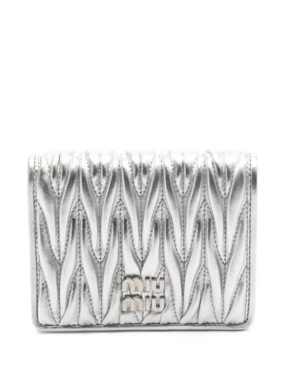 Pre-owned Miu Miu 2020s Matelasse Bi-fold Leather Wallet