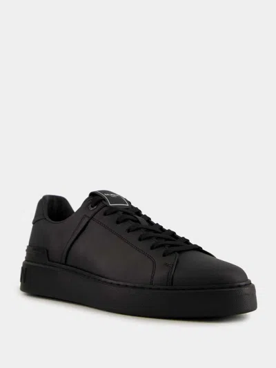 Balmain Court Round Toe Flat Sole Sneakers In Black