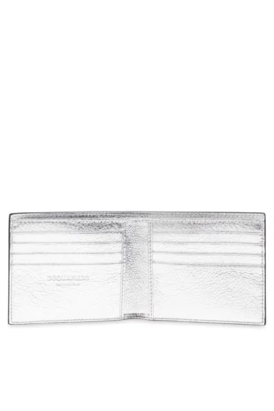 Dsquared2 Logo-plaque Leather Wallet In Black