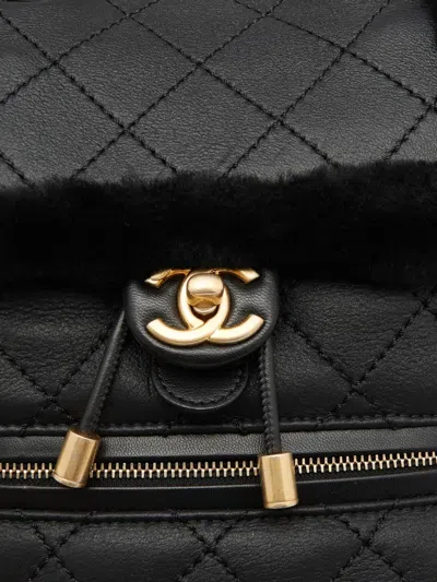 Pre-owned Chanel 绗缝双肩包（典藏款）