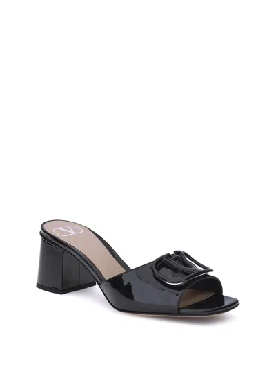 Valentino Garavani Vlogo Signature Slide Sandals In Black