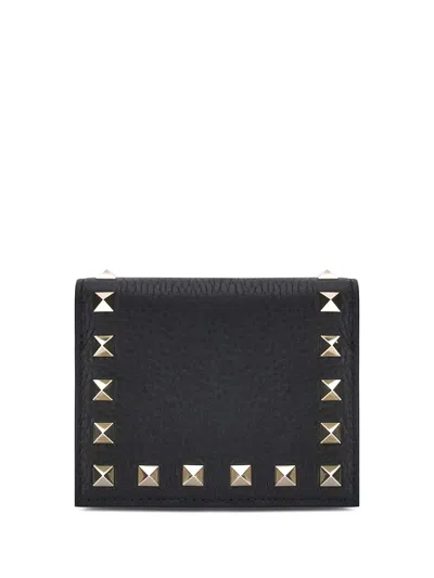 Valentino Garavani Valentino Small Rockstud Calfskin Wallet In Black