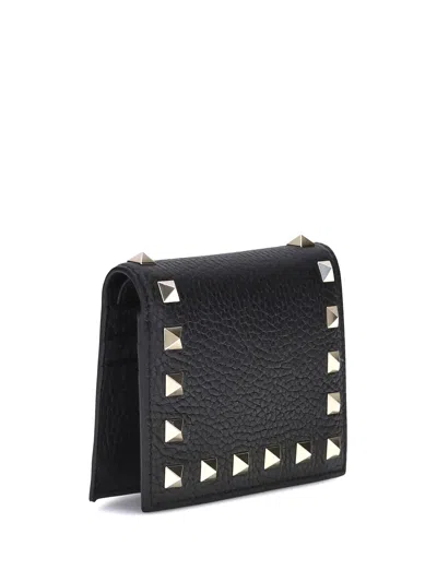 Valentino Garavani Valentino Small Rockstud Calfskin Wallet In Black