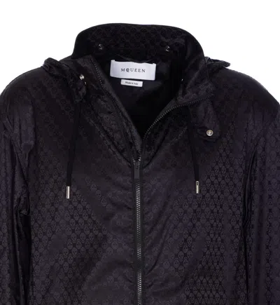 Alexander Mcqueen Skull Print Hooded Jacket In Black