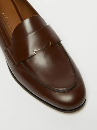 Max Mara Semi-glossy Leather Moccasins In Brown