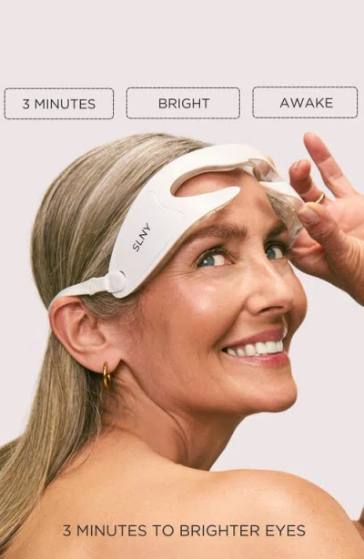 Solaris Laboratories Ny Solaries Laboratories Ny Led Light Therapy + Targeted Vibration Eye Rejuvenation Device